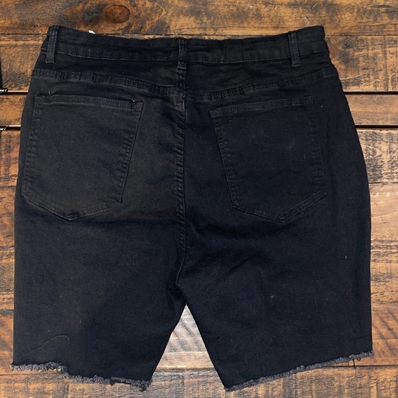 Solid Color Ripped Denim Shorts - Picture 9 of 11